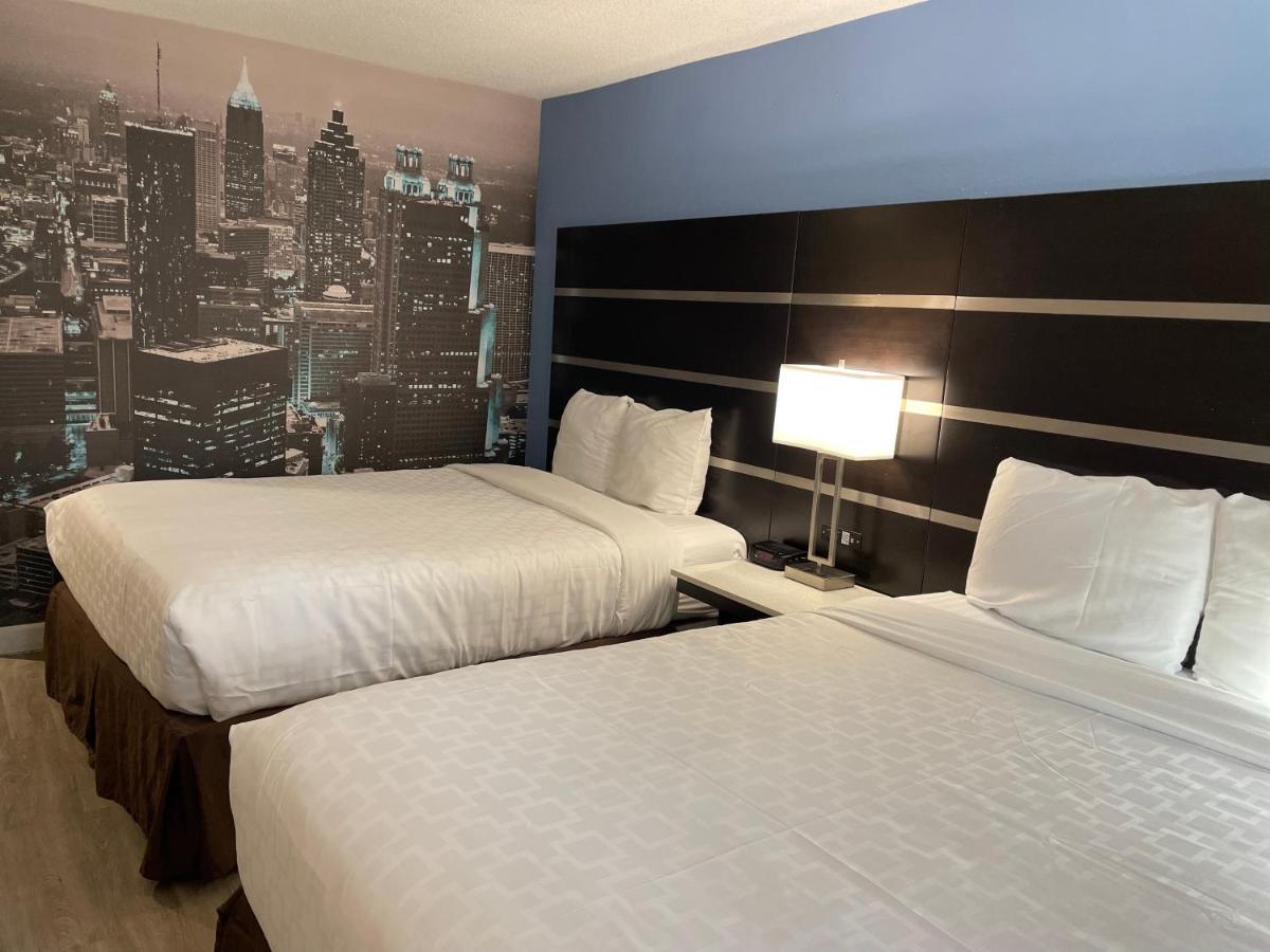 Clarion Pointe Atlanta Airport College Park Hotel Exterior photo