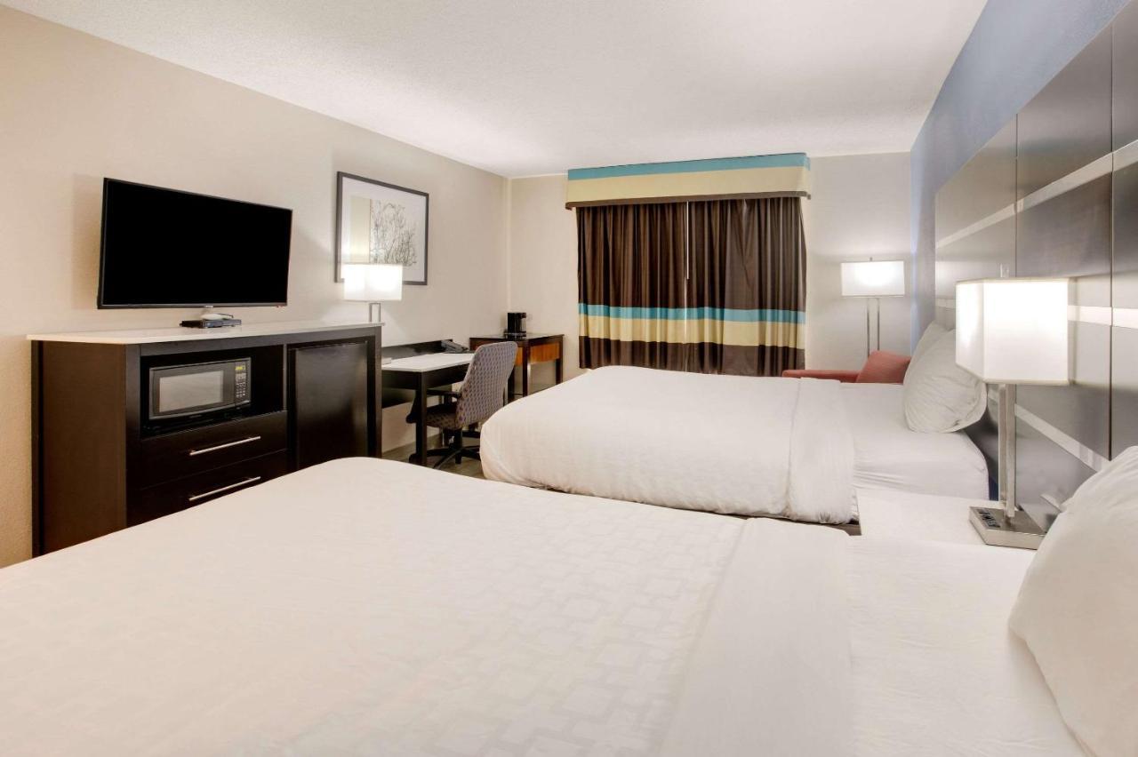Clarion Pointe Atlanta Airport College Park Hotel Exterior photo